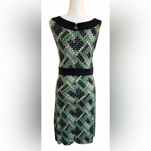 Tory Burch 100% Silk Dress M Navy Blue Green Chain Link Print Boat Neck Gold Zip - Picture 4 of 9